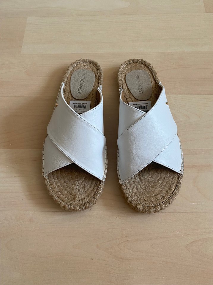 NİNE WEST HAKİKİ DERİ HASIR DETAYLI TERLİK - Görsel 4