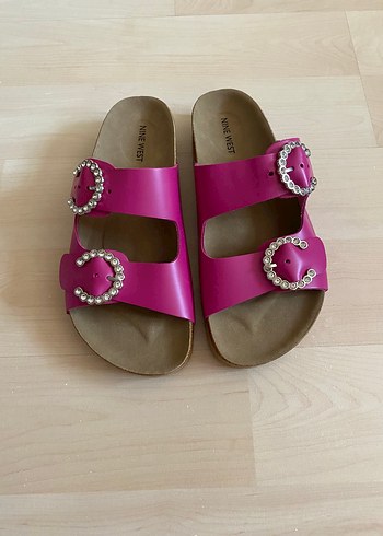 NİNE WEST HAKİKİ DERİ FUŞYA TAŞLI Tokalı Terlik - Görsel 3