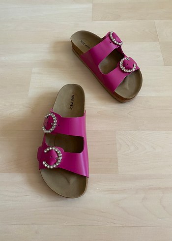 NİNE WEST HAKİKİ DERİ FUŞYA TAŞLI Tokalı Terlik - Görsel 2