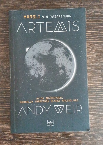 Artemis - Andy Weir