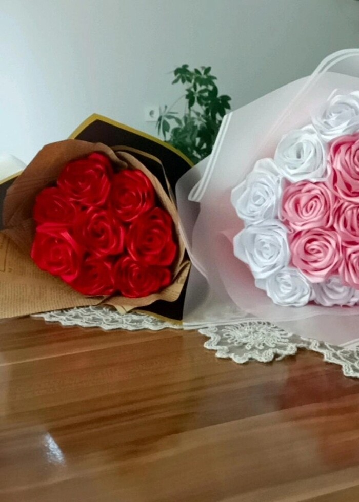 Saten Solmayan Güller - Görsel 2