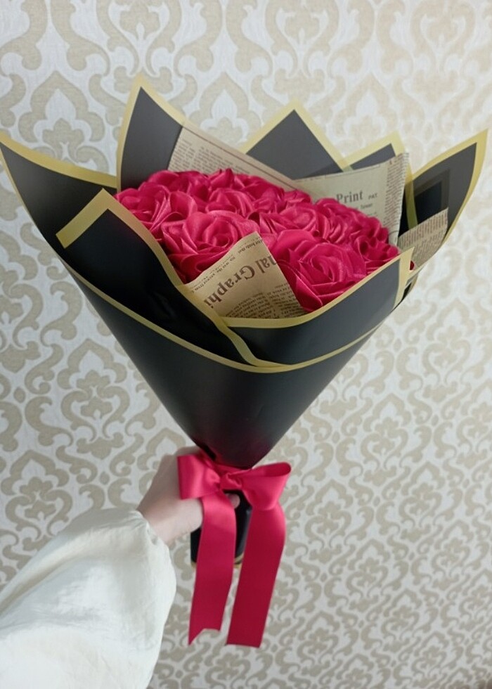 Saten Solmayan Güller - Görsel 5