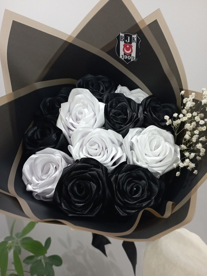 taraftar gül buketi (BJK) - Görsel 3