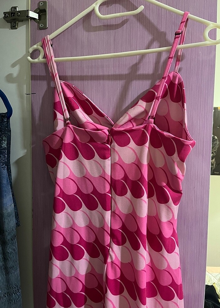 Göbek dekolteli elbise - Görsel 2