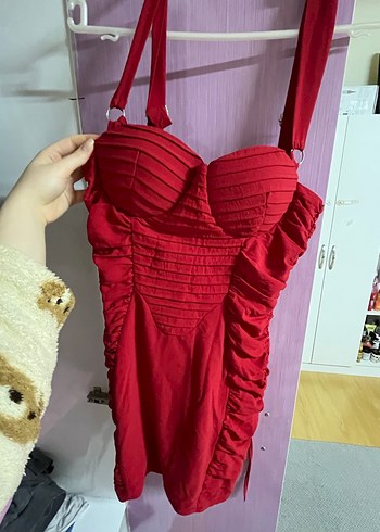 Kırmızı Straplez Fırfırlı Midi Elbise - Görsel 3