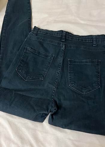 Siyah Dar Kesim Kadın Denim Pantolon - Görsel 3