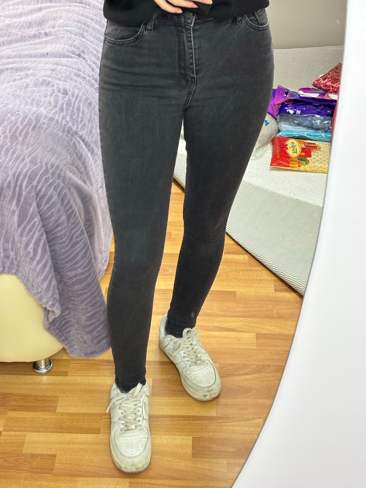 Gri Dar Kesim Kadın Denim Pantolon - Görsel 2