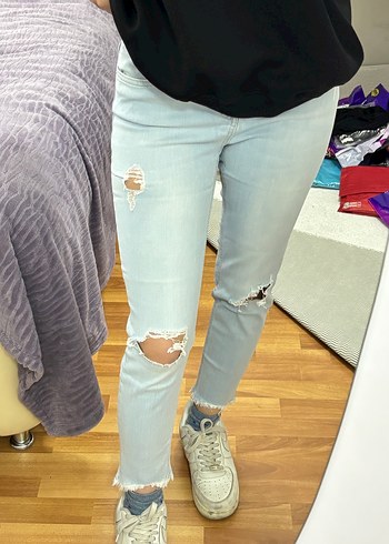 Gri Yırtık Midi Boy Salaş Kadın Kot Pantolon - Görsel 3