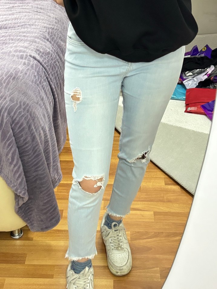 Gri Yırtık Midi Boy Salaş Kadın Kot Pantolon - Görsel 3