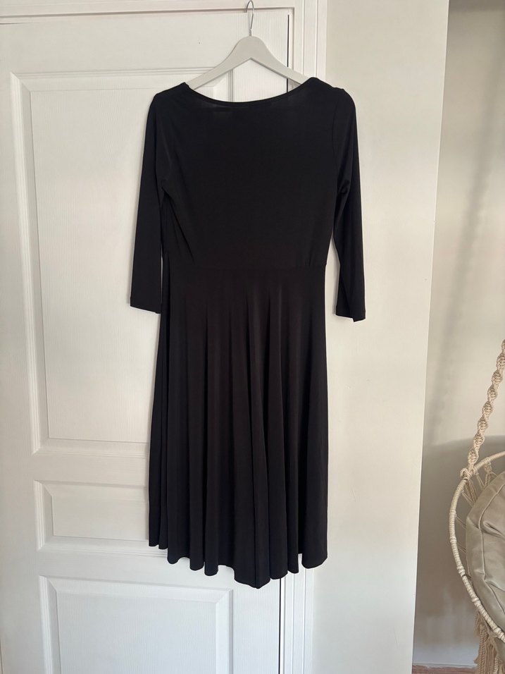 Siyah Midi Elbise - Görsel 4