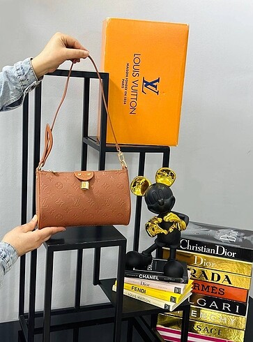 Louis Vuitton Louıs Vuıtton Pochette Tirette Bag
