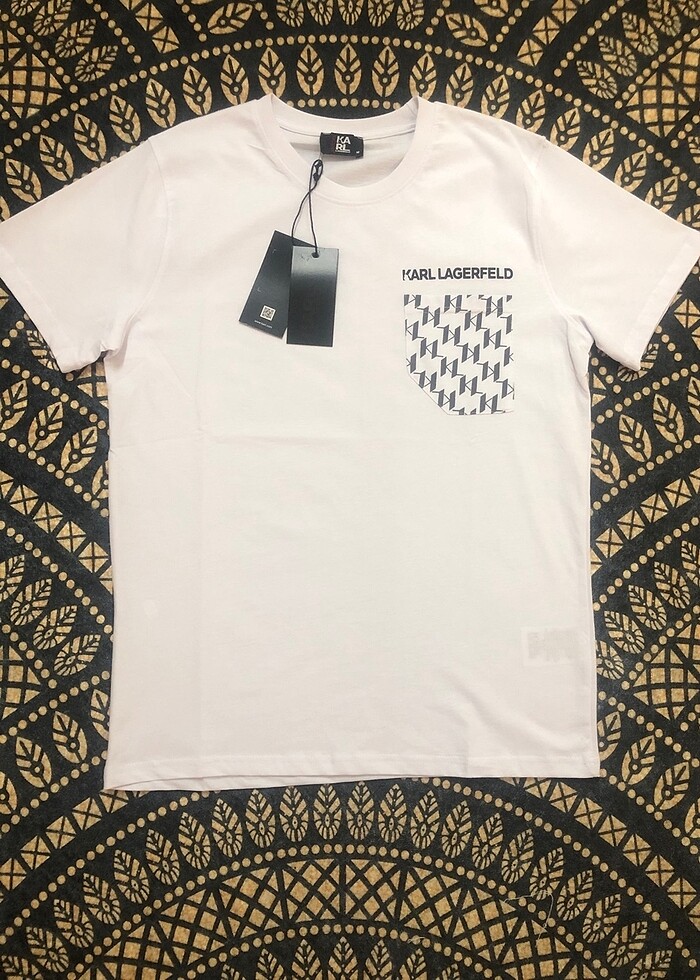 KARL LAGERFELD - Görsel 2