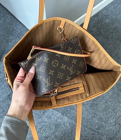  Beden Neverfull kol çantası