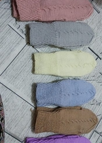 Kız Çocukları İçin Pastel Renkli Örgü Çoraplar