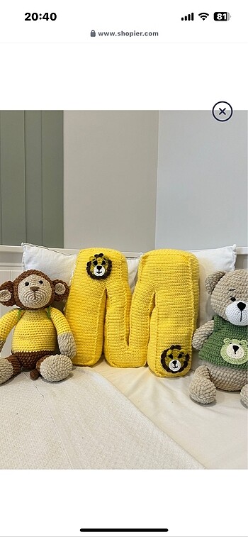 Amigurumi harf kırlent