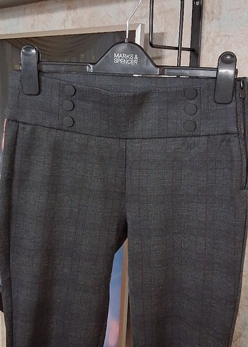 Düğmeli Gri renk bordo çizgili Kadın Kalın Kumaş Pantolon ZARA - Görsel 2