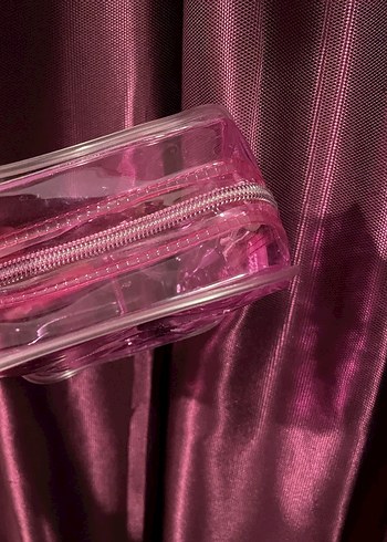 Pembe Parlak Kiko Milano Makyaj Çantası - Görsel 3