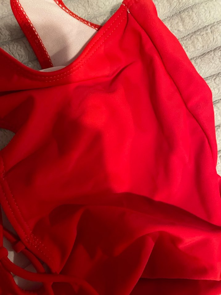 Kırmızı Sırt Detaylı Kadın Mayo - Görsel 4