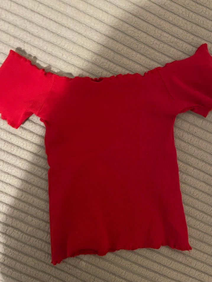 Kırmızı Fırfırlı  Yaka Kadın Bluz - Görsel 3