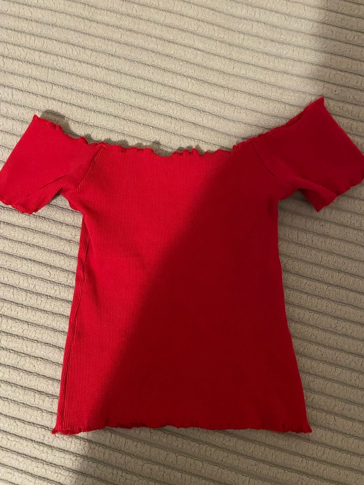 Kırmızı Fırfırlı  Yaka Kadın Bluz - Görsel 2