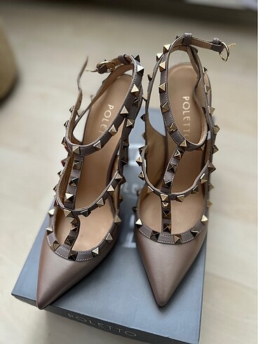 38 Beden Poletto stiletto