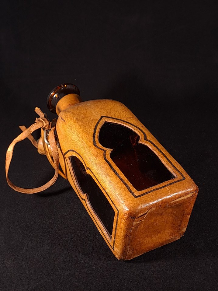 Deri Kılıflı Vintage  Şişe - Görsel 2