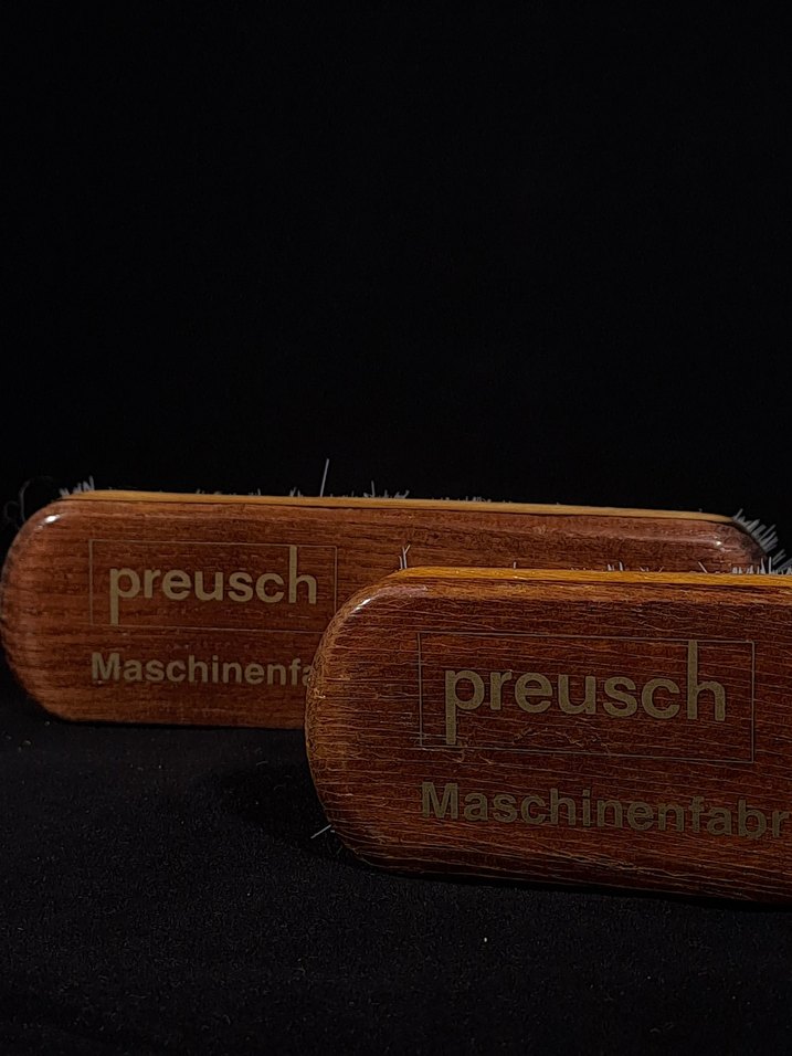 Parlak Kahverengi Ahşap kıyafet Fırçası - Görsel 4