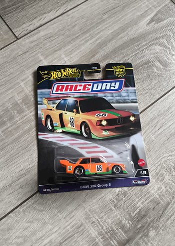 Hot Wheels BMW 320 Group 5 Turuncu Oyuncak Araba sıfır
