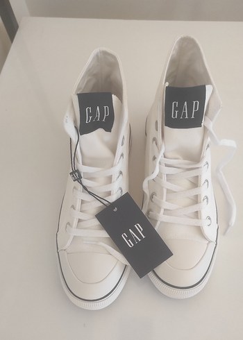 GAP Beyaz Spor Ayakkabı