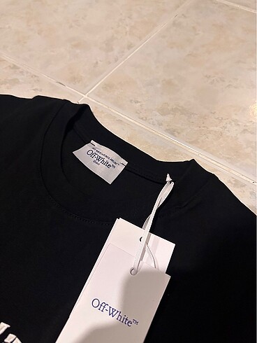 m Beden siyah Renk Off White Baskılı Tshirt