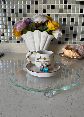 Pastel Beyaz Seramik Fincan ve Tabağı