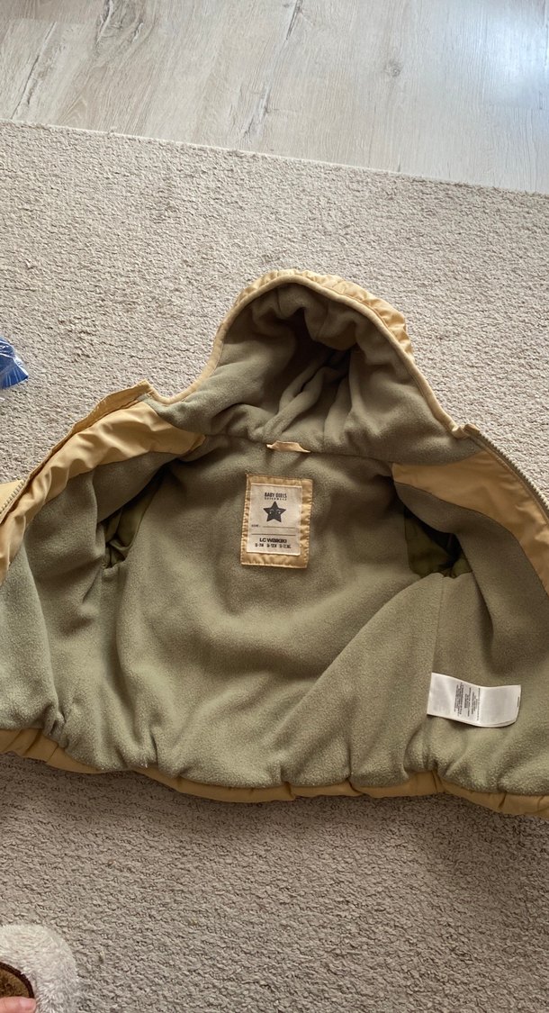 Bej Kapüşonlu Fermuarlı Çocuk Mont - Görsel 3