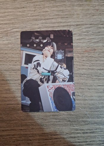 Beyaz ve Karanlık Temalı Mouse Pad