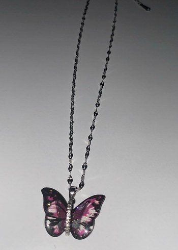 Mor Kelebek Detaylı Zincir Kolye - Görsel 2