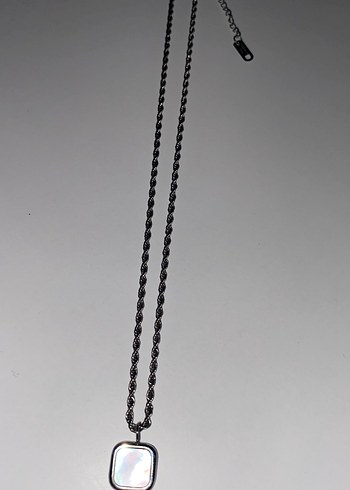 Siyah Zincir Detaylı Midi Kolye - Görsel 2