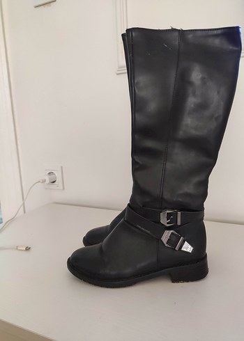 Siyah Deri Tokalı Dizüstü Gotik Bot