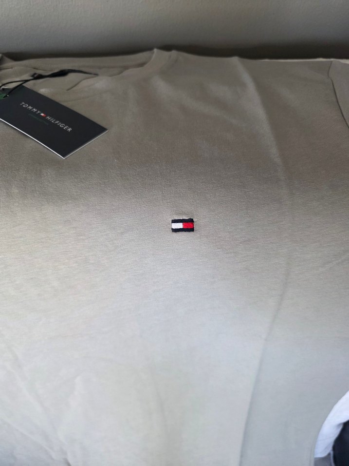 Orijinal Tommy Hilfiger Gri Kısa Kollu Erkek Tişört - Görsel 2