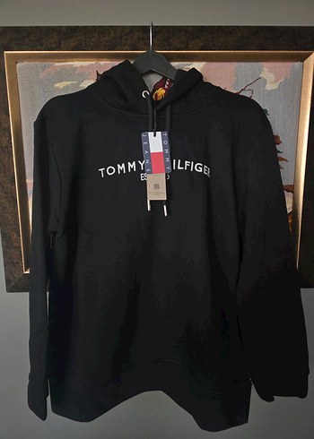 Tommy Hilfiger l