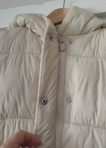 Düğmeli Bej Kız Çocuk  Kapüşonlu Yelek - Görsel 2