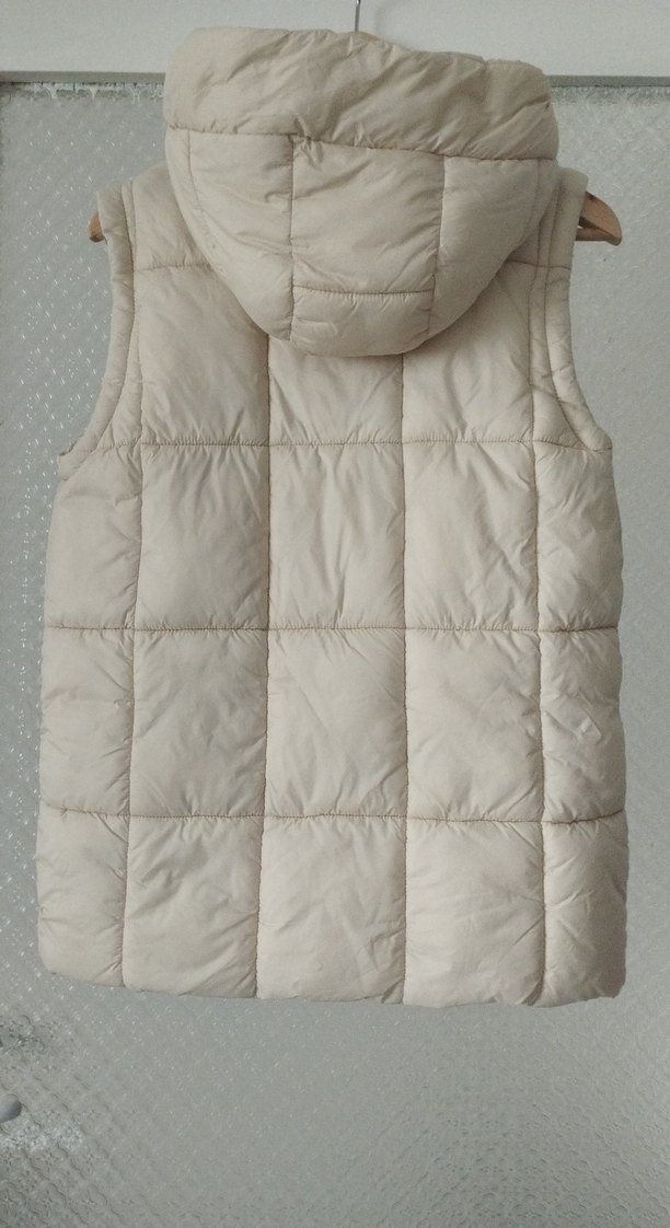 Düğmeli Bej Kız Çocuk  Kapüşonlu Yelek - Görsel 4