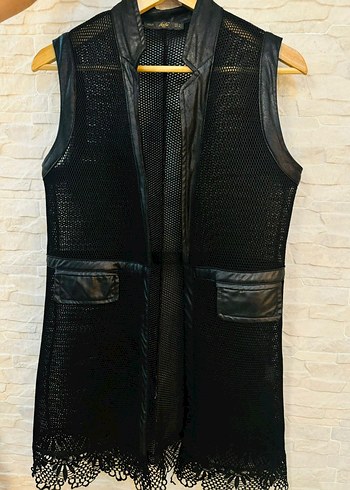 Uzun Siyah Dantel Detaylı Kolsuz Kız Yelek - Görsel 2