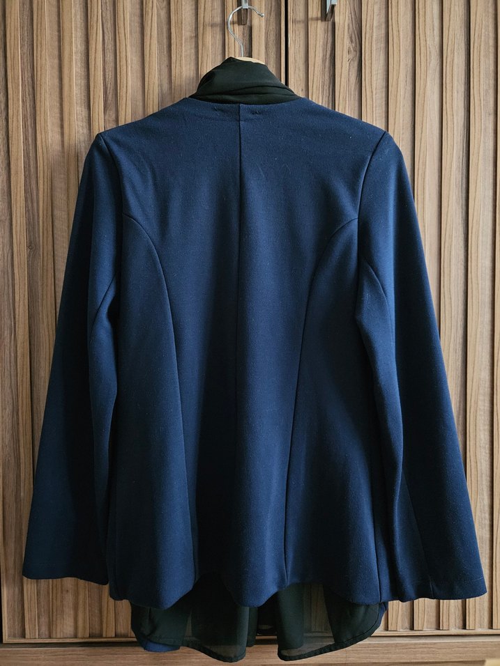 Batik Şal Yaka Detaylı Blazer Ceket - Görsel 4