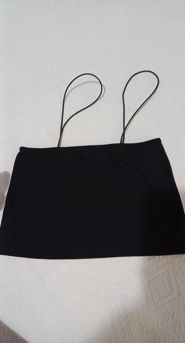 Siyah İnce Askılı Crop Top - Görsel 2