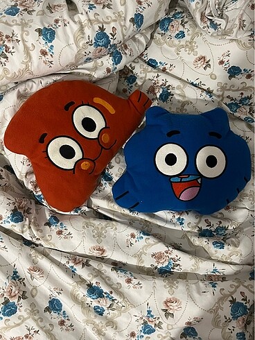  Beden gumball ve darwin peluş yastıklar
