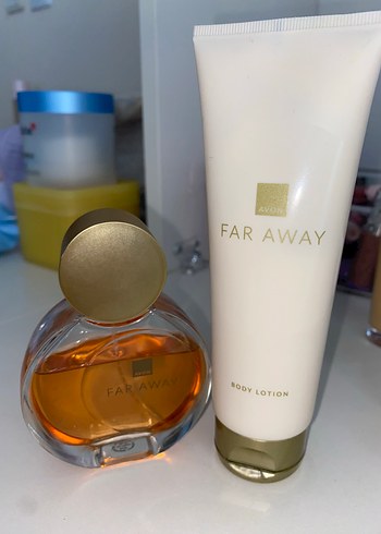 Avon Avon Far Away Kadın Parfüm ve Vücut Losyonu