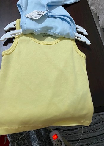 Pastel Sarı ve Mavi Bebek Atlet Takımı - Görsel 2