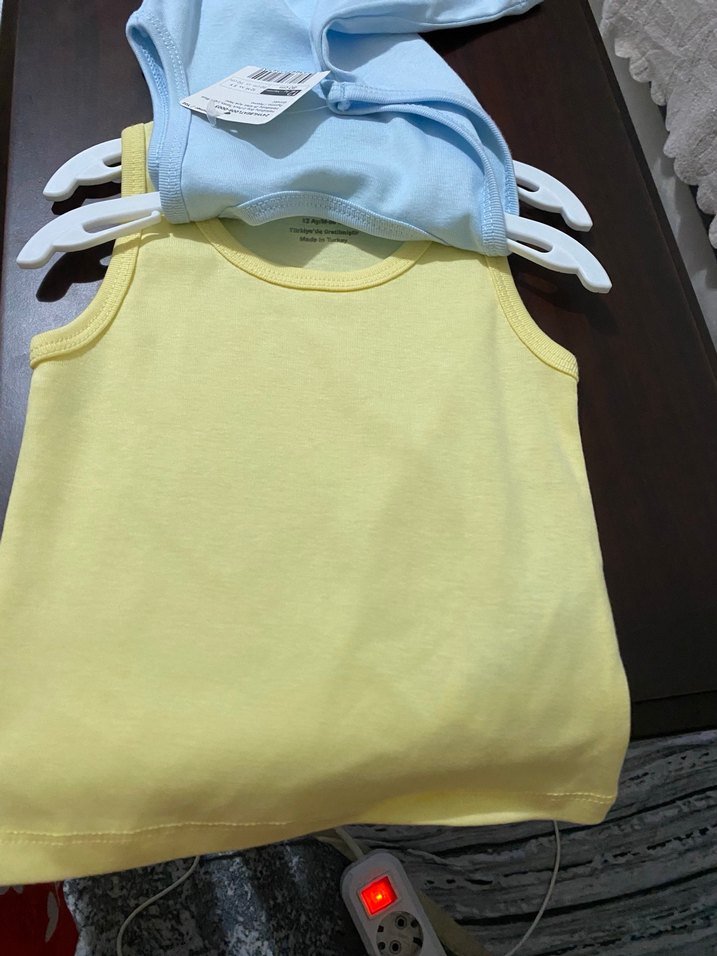 Pastel Sarı ve Mavi Bebek Atlet Takımı - Görsel 2