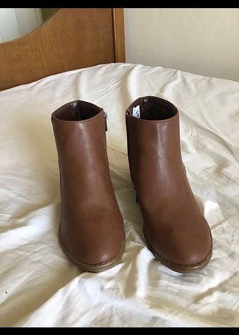 Kahverengi Deri Kadın Bot, Kalın Topuklu - Görsel 2