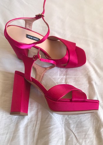 Pembe Saten Tokalı Topuklu Kadın Abiye Ayakkabı - Görsel 4