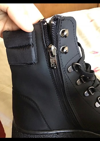 Siyah Platform Topuklu Gotik Kadın Botları - Görsel 4